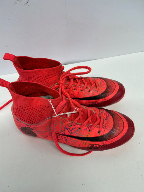 Vist Large View of Product Image Which is Used Nike Soccer Cleats Red Youth 08.0