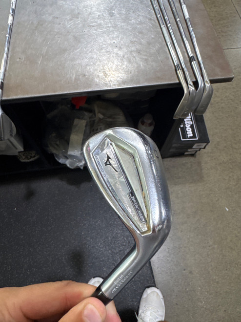 Vist Large View of Product Image Which is Used Mizuno JPX 921 Golf Wedge Mens RH Pitching Wedge
