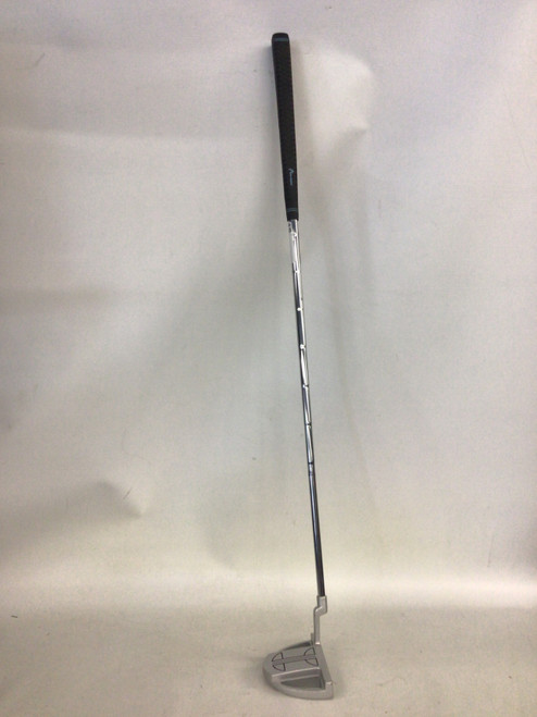 Vist Large View of Product Image Which is Used Square Two FINESSE Mens Putter RH