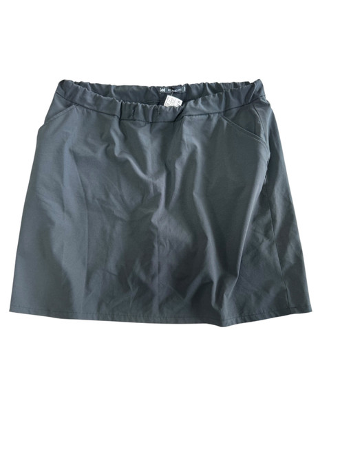 Vist Large View of Product Image Which is Used LEE GOLF SKIRT