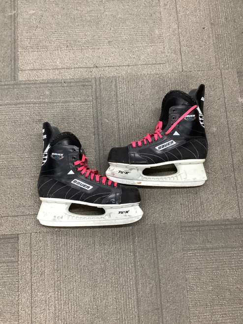 Vist Large View of Product Image Which is Used Bauer LTD Senior Hockey Skate Senior 11