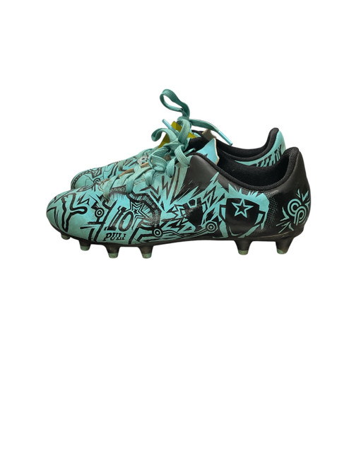 Vist Large View of Product Image Which is Used Puma Soccer Cleats Carolina Blue Junior 01.5