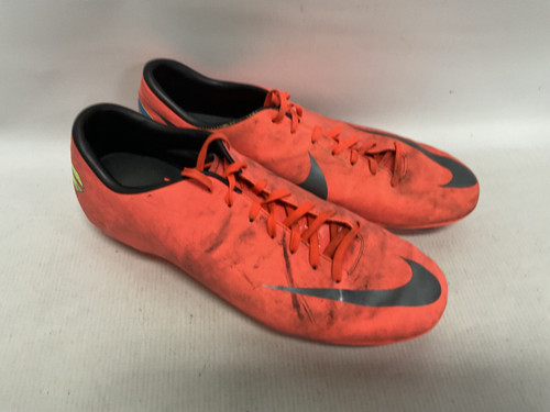 Vist Large View of Product Image Which is Used Nike MERCURIAL VAPOR VIII FG Soccer Cleats Orange Senior 10.5