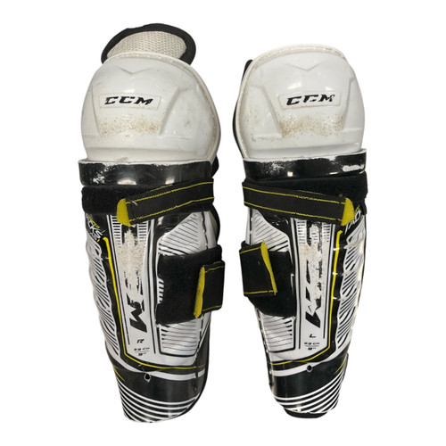 Vist Large View of Product Image Which is Used CCM SUPER TACKS AS1 Youth Shin Guards White 9"