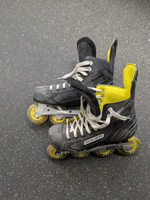 Vist Large View of Product Image Which is Used Bauer RS Roller Hockey Skates Black Senior 7