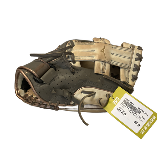 Vist Large View of Product Image Which is Used Mizuno PRIME ELITE 12IN RH Throw Fastpitch Gloves Grey 12"