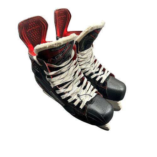 Vist Large View of Product Image Which is Used Bauer VAPOR X 2.7 Senior Hockey Skate Senior 9.5