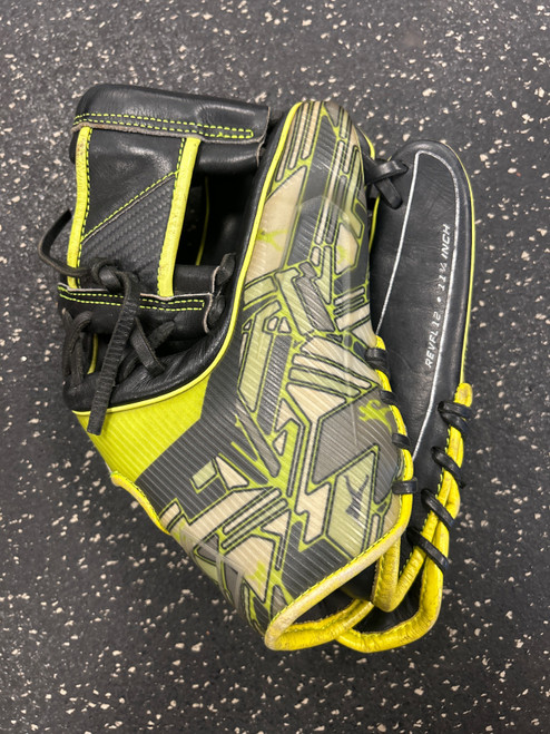 Vist Large View of Product Image Which is Used Rawlings REVFL12 BB/SB Glove RH Throw Black And Optic Yellow 11 3/4"