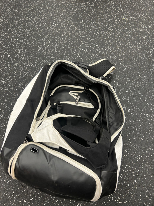 Vist Large View of Product Image Which is Used Easton BACK PACK BB/SB Player Backpack Black
