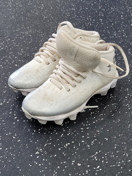 Vist Large View of Product Image Which is Used Under Armour LAX Cleats Boys White Youth 13.0