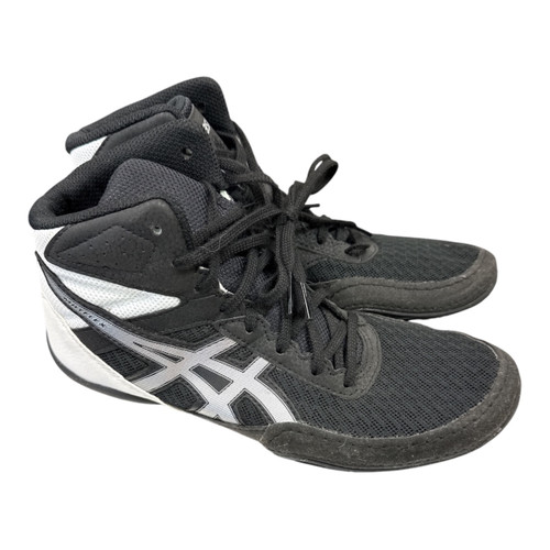Vist Large View of Product Image Which is Wrestling shoes 
