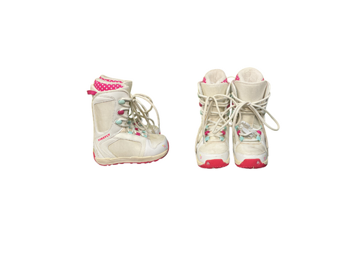 Vist Large View of Product Image Which is Used Firefly BOOTS Girls Snowboard Boots White Junior 02