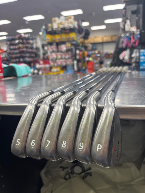 Vist Large View of Product Image Which is Used PURSUIT M410 GIGA GOLF Mens Iron Set RH 5I-PW
