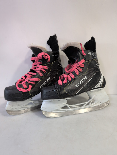 Vist Large View of Product Image Which is Used CCM TACKS 9040 Junior Hockey Skate Junior 03