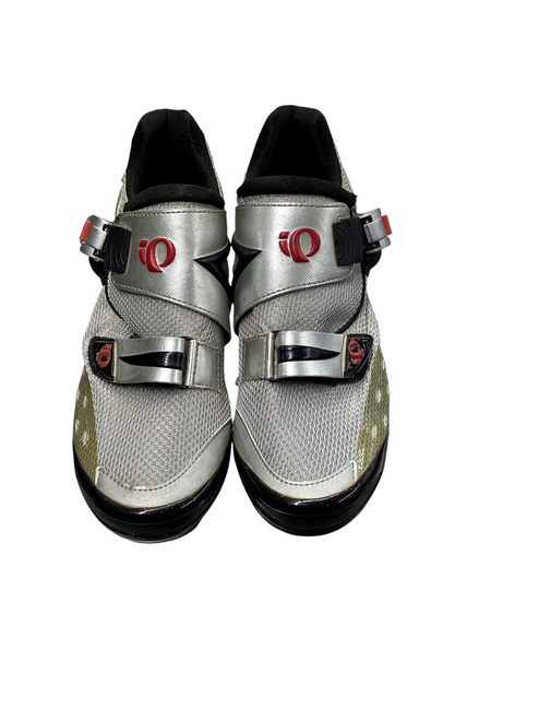 Vist Large View of Product Image Which is Used Pearl Izumi I-BEAM Bike Shoes Adult Grey Senior 7