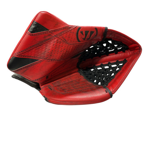 Vist Large View of Product Image Which is Used Warrior R\G7 PRO Inter Goalie Catcher Red