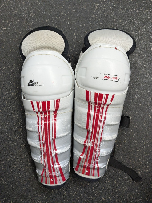 Vist Large View of Product Image Which is Used Bauer SHIN PADS Junior Shin Guards White 10"