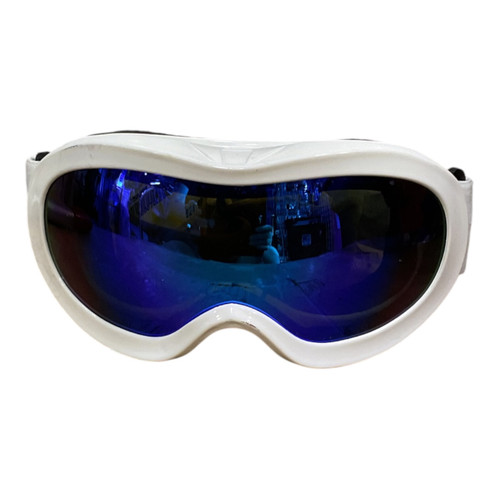 Vist Large View of Product Image Which is Used AKASON Snow Goggles Adult White