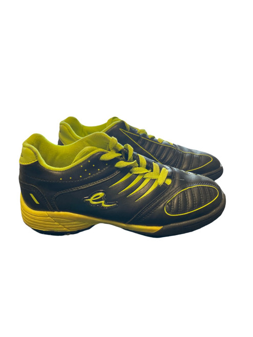 Vist Large View of Product Image Which is Used Eletto Soccer Indoor Shoes Black Junior 04