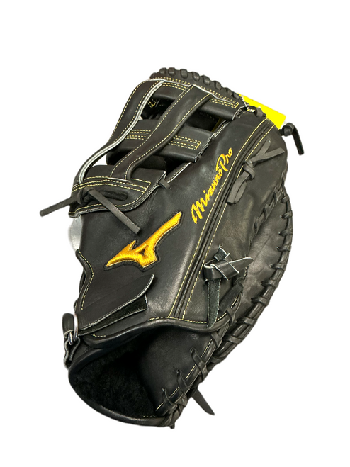 Vist Large View of Product Image Which is Used All-Star SYSTEM SEVEN BB/SB Glove RH Throw Black And Tan 12 3/4"