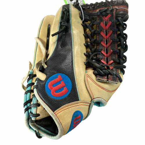 Vist Large View of Product Image Which is Used Wilson A2000 BB/SB Glove LH Throw Brown 12 1/4"