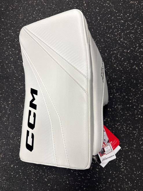 Vist Large View of Product Image Which is New CCM PHENOM BLOCKER-JR