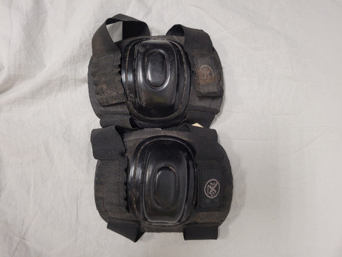 Vist Large View of Product Image Which is Used Inline Kneepads Black SM