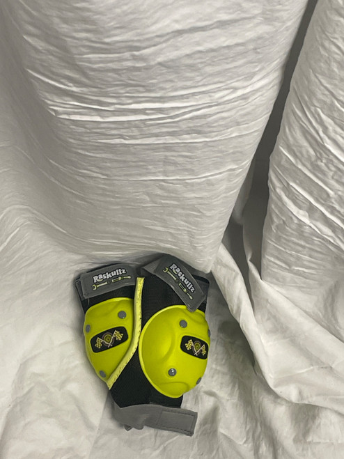Vist Large View of Product Image Which is Used Inline Kneepads Yellow XS