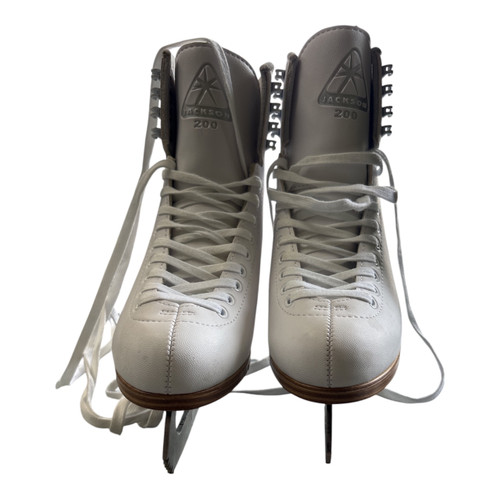 Vist Large View of Product Image Which is Used Jackson FIG SKATE- 8 WomensFigure Skate White Senior 8