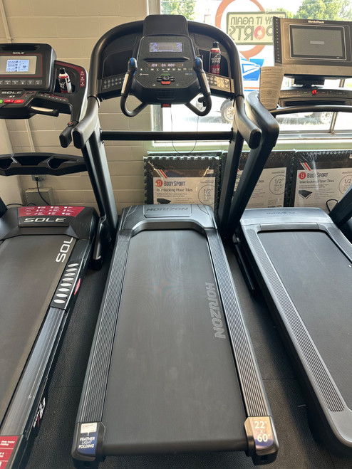 Vist Large View of Product Image Which is Used Horizon 7.4 AT Treadmill