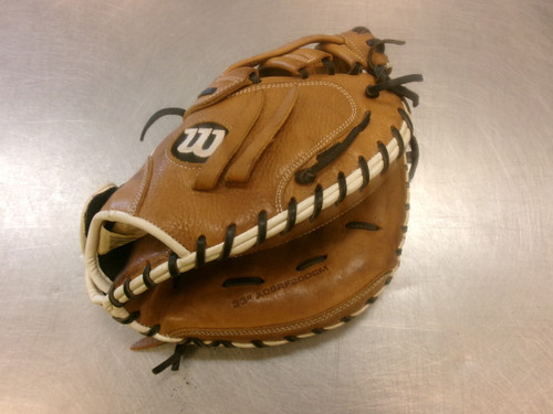 Vist Large View of Product Image Which is Used Wilson A95 BB/SB Catchers RH Throw Brown 33"