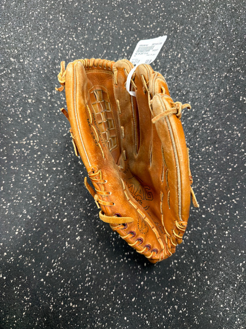 Vist Large View of Product Image Which is Used MAG MP-2997 BB/SB Glove RH Throw Brown 12 1/2"