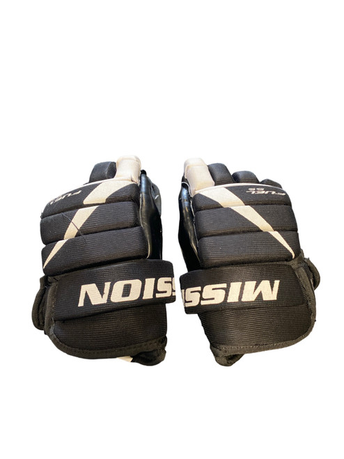 Vist Large View of Product Image Which is Used Mission FUEL55 Youth Gloves Black 9"