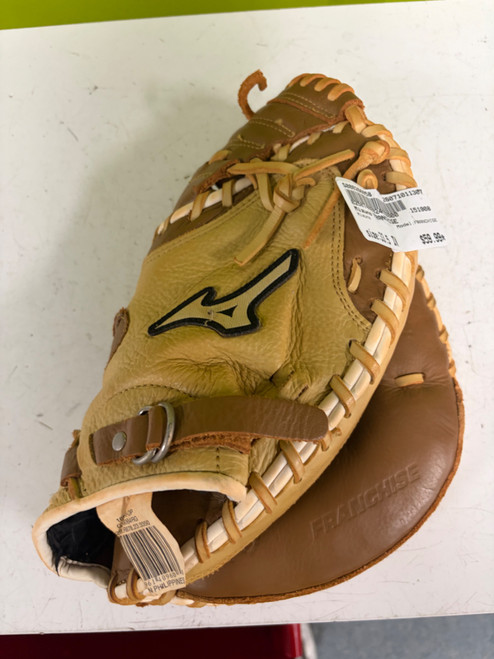 Vist Large View of Product Image Which is Used Mizuno FRANCHISE BB/SB Catchers RH Throw None 33 1/2"