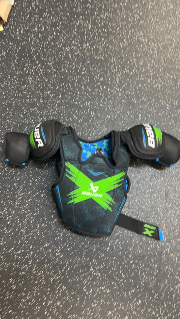 Vist Large View of Product Image Which is Used Bauer SHOULDER PADS Youth Shoulder Pads LG