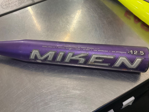 Vist Large View of Product Image Which is Used Miken HALO LIGHT BB/SB Fastpitch Bat 30"
