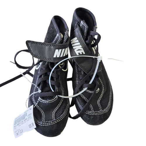 Vist Large View of Product Image Which is Used Nike WRESTLING SHOES SZ13 Wrestling Shoes Black Youth 13.0