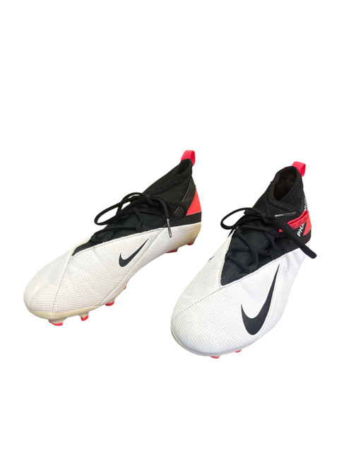 Vist Large View of Product Image Which is Used Nike PHANTOMVSN Soccer Cleats White Junior 04