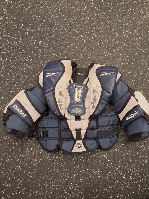 Vist Large View of Product Image Which is Used Reebok 9K Youth Body Armor LG