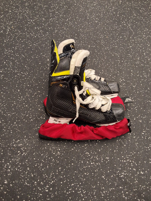Vist Large View of Product Image Which is Used Bauer SUPREME S27 Junior Hockey Skate Junior 02.5