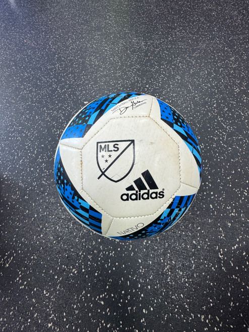 Vist Large View of Product Image Which is Used Adidas NATIVO XXV All Size Soccer Ball White 4