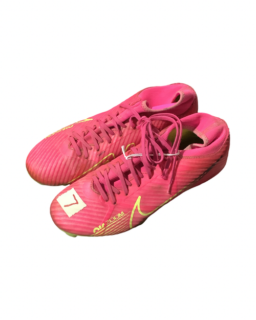 Vist Large View of Product Image Which is Used Nike Soccer Cleats Pink Senior 7