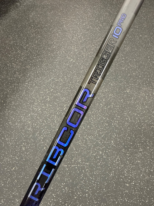 Vist Large View of Product Image Which is Used CCM TRIGGER 10 PRO Senior One Piece Left 85 Flex P29 ////