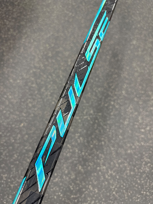 Vist Large View of Product Image Which is Used Bauer PULSE Senior One Piece Left 87 Flex P28 ////