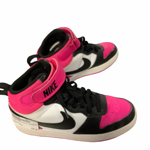 Vist Large View of Product Image Which is Used Jordan Basketball Shoes Y Pink Junior 04.5
