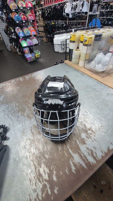 Vist Large View of Product Image Which is Used Bauer PRODIGY Helmet Cage Combo Black XXS
