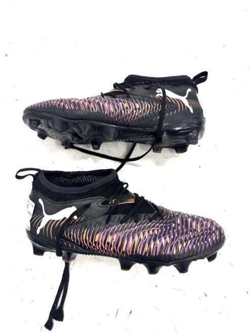 Vist Large View of Product Image Which is Used Puma Soccer Cleats Black Junior 03