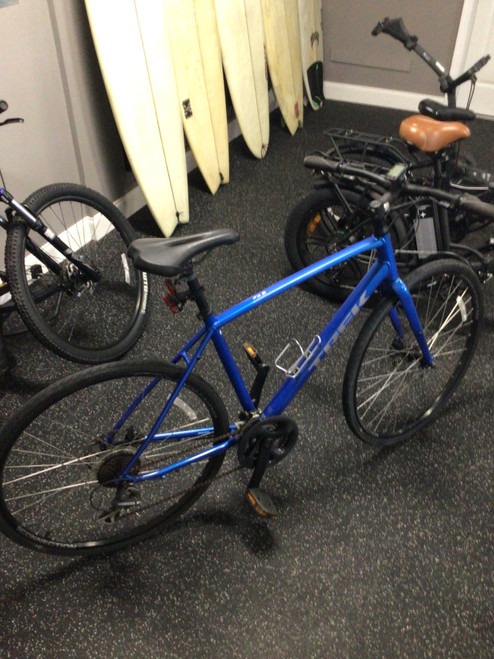 Vist Large View of Product Image Which is Used Trek FX 2 Hybrid/City Bike Mens Royal Blue 56-58cm - LG Frame