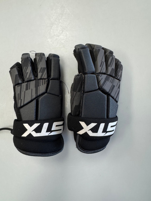 Vist Large View of Product Image Which is Used STX STALLION 75 Lacrosse Gloves Junior Black SM
