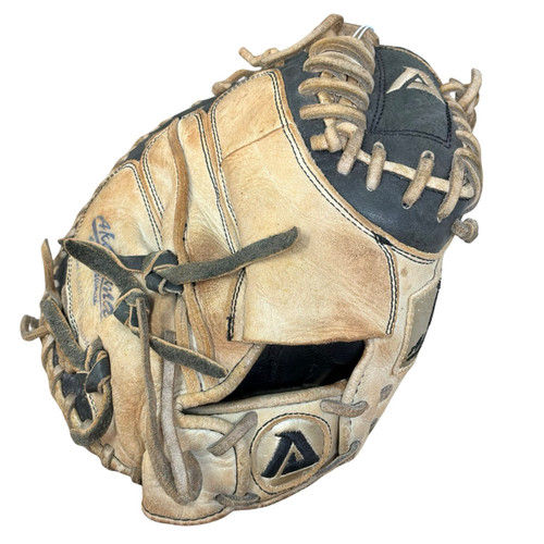 Vist Large View of Product Image Which is Used Akadema APM42 BB/SB Catchers RH Throw Black And Tan 32 1/2"